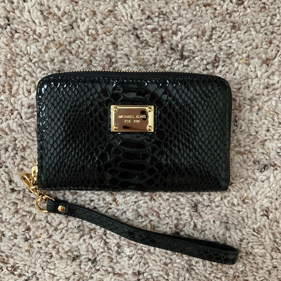 Michael Kors Black Python Wristlet - Picture 2 of 5